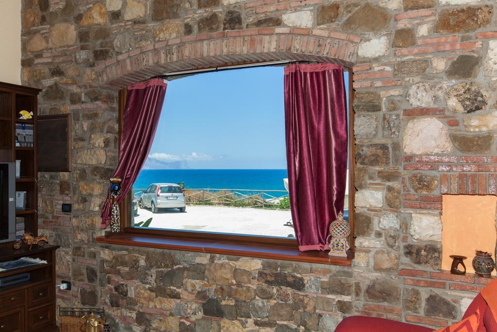 شقة Loft Sul Mare باليستراتي الغرفة الصورة